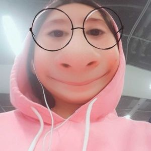 Meet your Posher, Avital